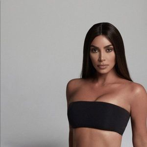 SKIMS FITS EVERYBODY BANDEAU BRA